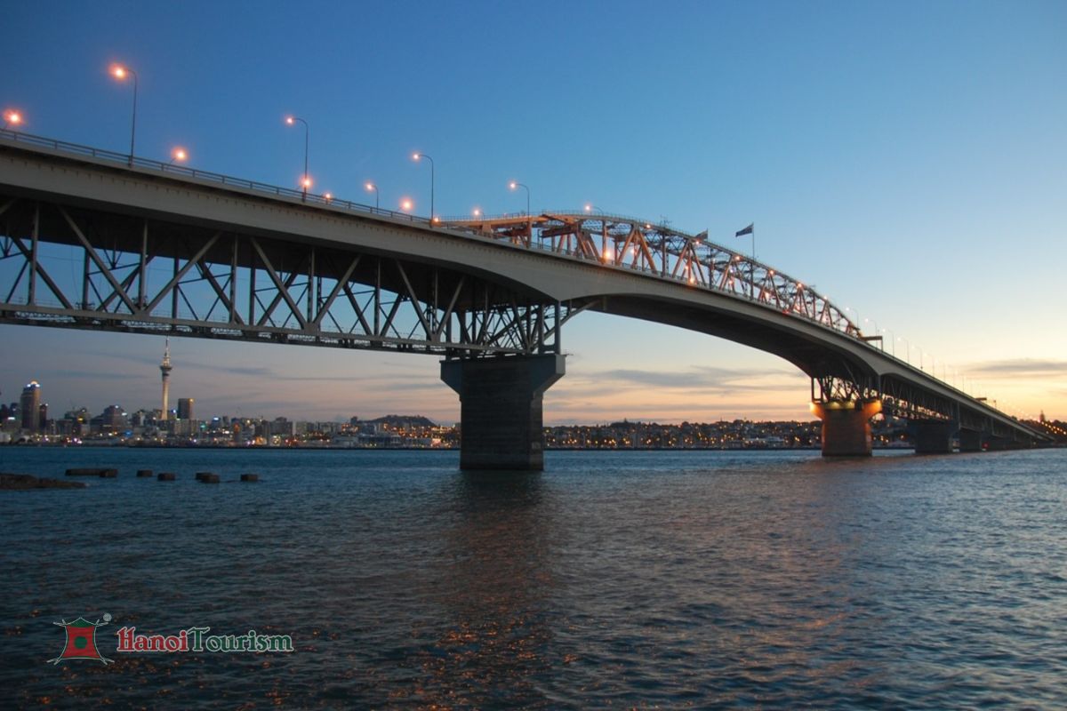 Cầu cảng Auckland Harbour Bridge - Auckland - New Zealand