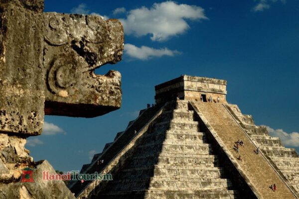 Kim tự tháp Chichen Itza - Mexico