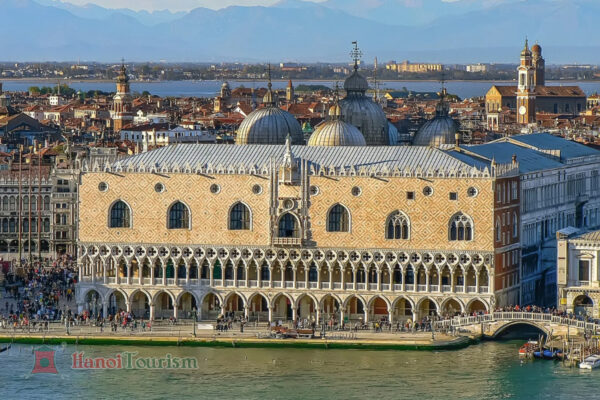 Cung điện Doge (Dinh Tổng trấn) - Venice - Ý