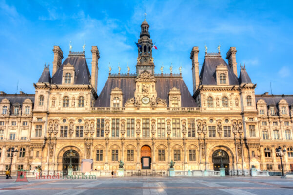 Tòa thị chính cổ Hotel de Ville