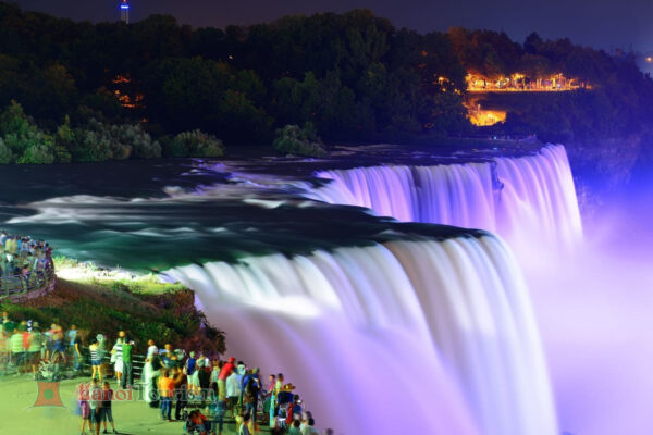 thác Niagara Fall ban đêm Hoa Kỳ